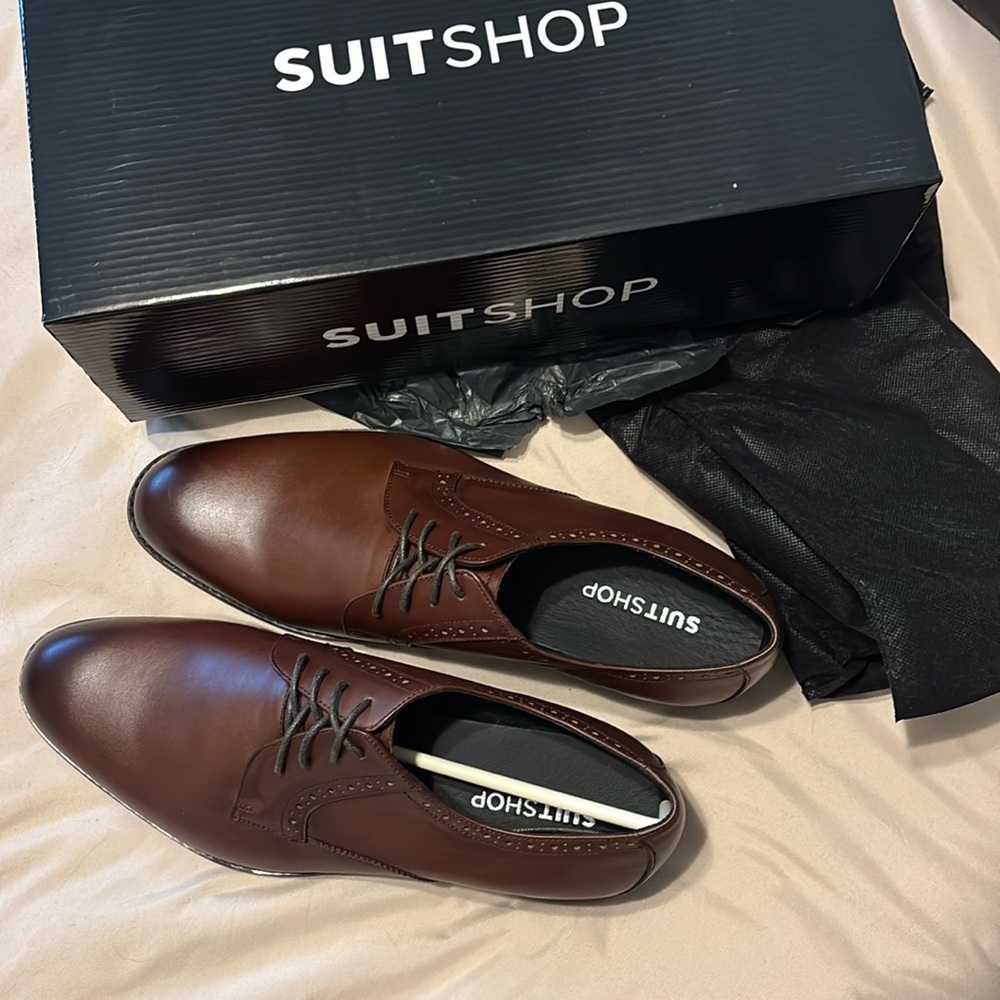 Suit Shop Frankie Brown Leather Size 11